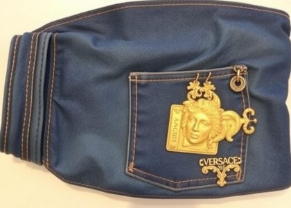 Versace Blue Jeans: Ароматический штрих в пантеоне культурной эксклюзивности